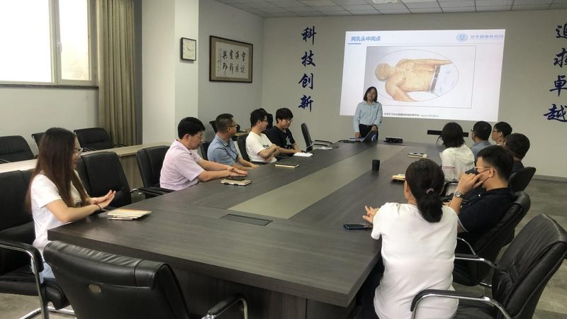 叉车证与挖掘机证：两者差异与选择指南
