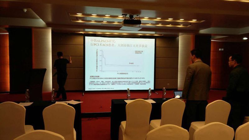 心理咨询师资格证培训考试时间通常分为以下几个阶段：